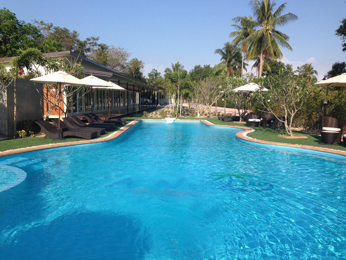 Hotel Check In And Chill Out à Ban Laem Sok Extérieur photo